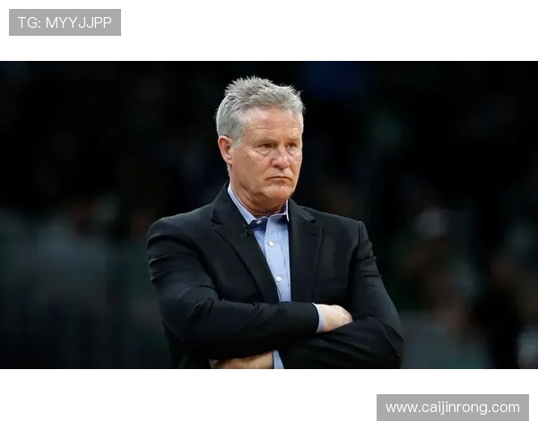 王刚：老队员应承担责任与压力 不应把一切都交给主教练